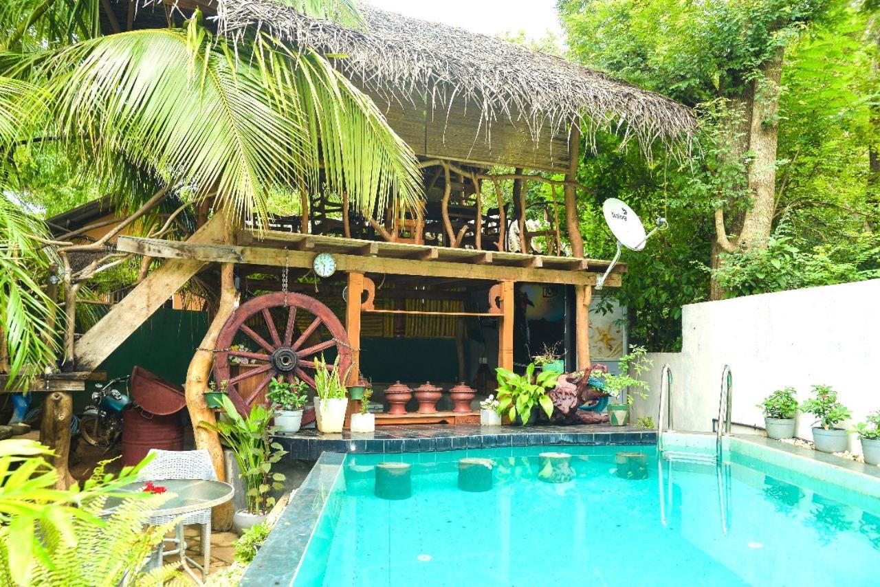 Visu Villa Hotel Habarana Exterior foto